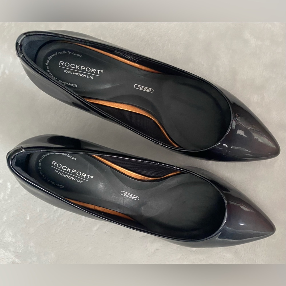 ROCKPORT Total Motion Luxe TRUTECH Leather Wedge. Size 9.5